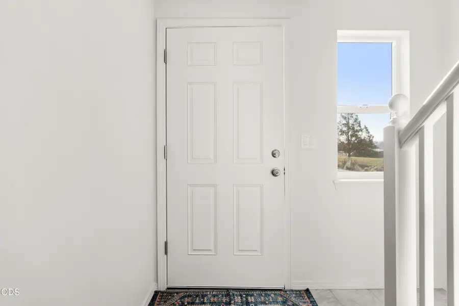 894 SE Starview, Madras, OR 97741 - #3