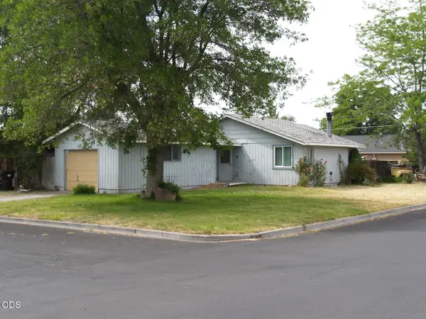 1713 SW Lava Avenue, Redmond, OR 97756