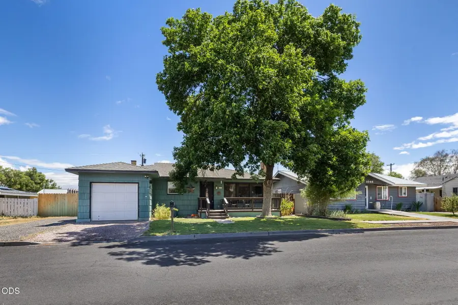 1036 SW 13th Street, Redmond, OR 97756 - #2
