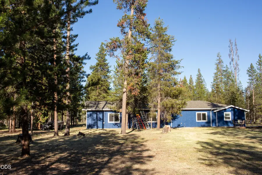 52505 Pine Drive, La Pine, OR 97739 - #3