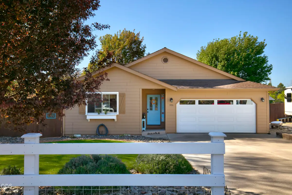 990 SE 2nd Street, Prineville, OR 97754 - #1