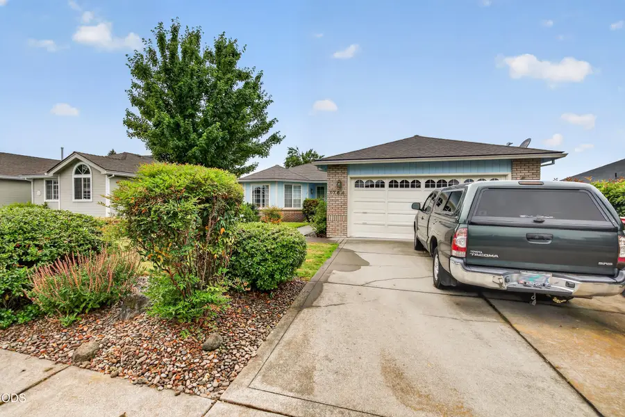 1764 Sandpiper Drive, Medford, OR 97501 - #2