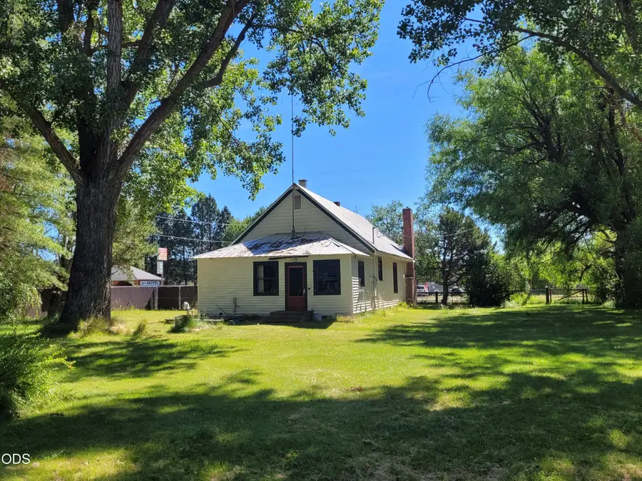 52780 Hwy 62, Fort Klamath, OR 97626 - #2