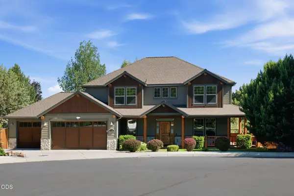 20483 SE Blue Ridge Lane, Bend, OR 97702