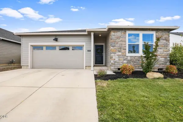 2770 Pronghorn Lane, Medford, OR 97504