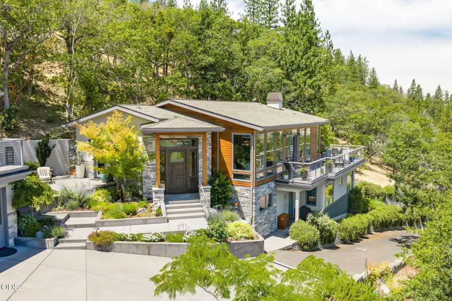 225 Grandview Drive, Ashland, OR 97520 - #3