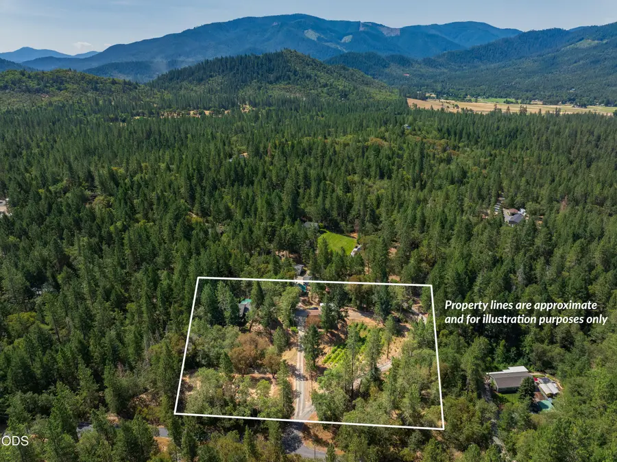 475 Penny Lane, Grants Pass, OR 97527 - #2