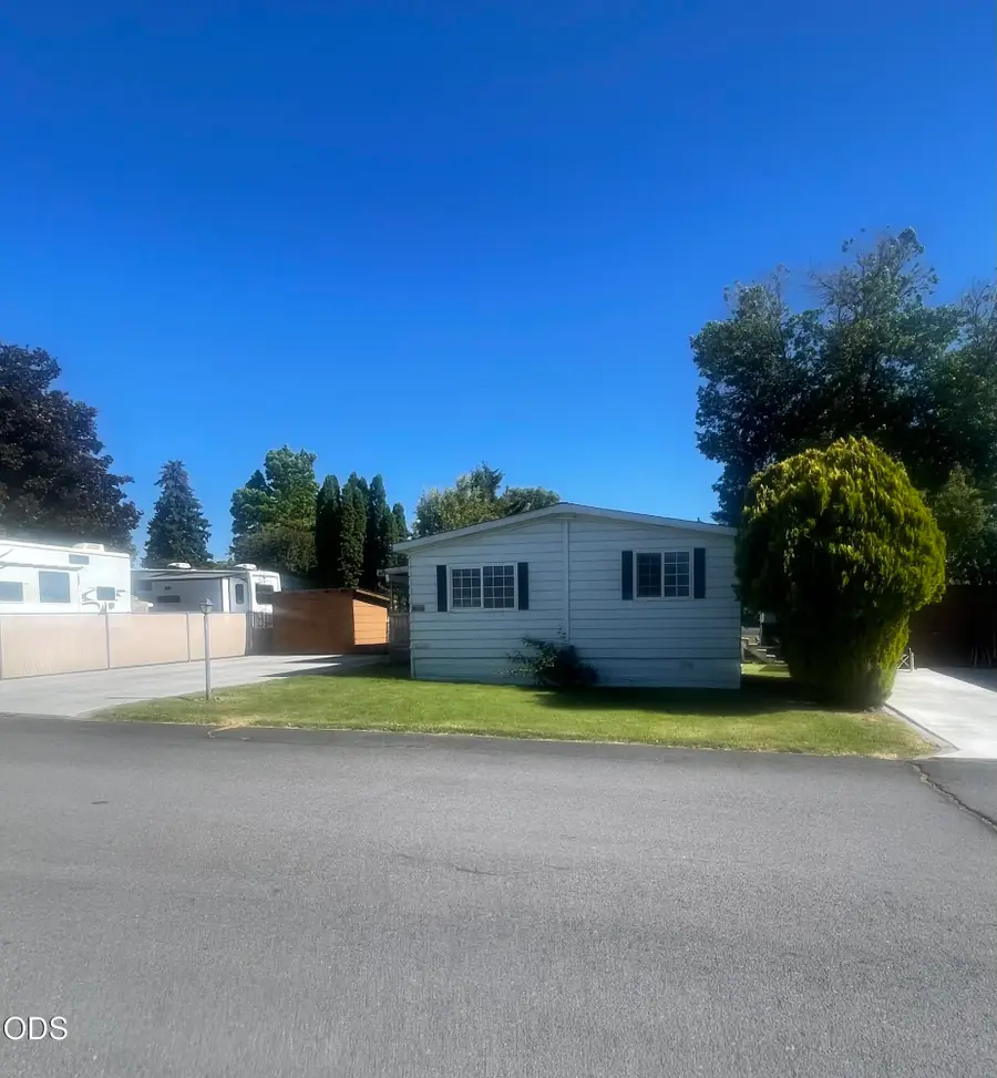 3415 Crest Street #18, Klamath Falls, OR 97603 - #2