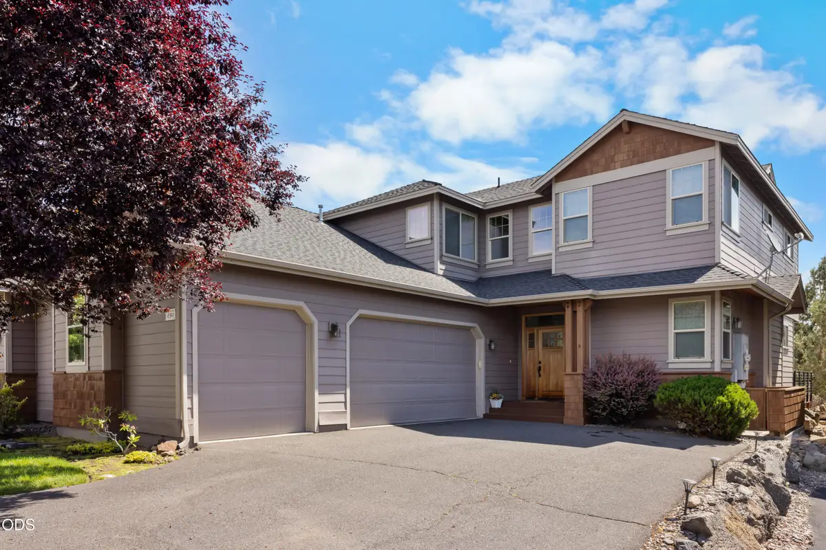 8414 Forest Ridge Loop, Redmond, OR 97756 - #1