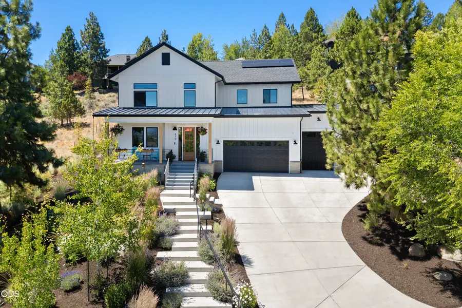 670 NW Powell Butte Loop, Bend, OR 97703 - #2