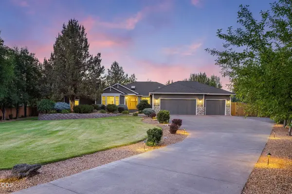 21186 Charity Lane, Bend, OR 97702