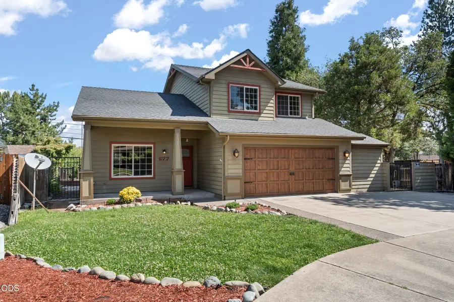 677 Cedar Wood Drive, Eagle Point, OR 97524 - #3
