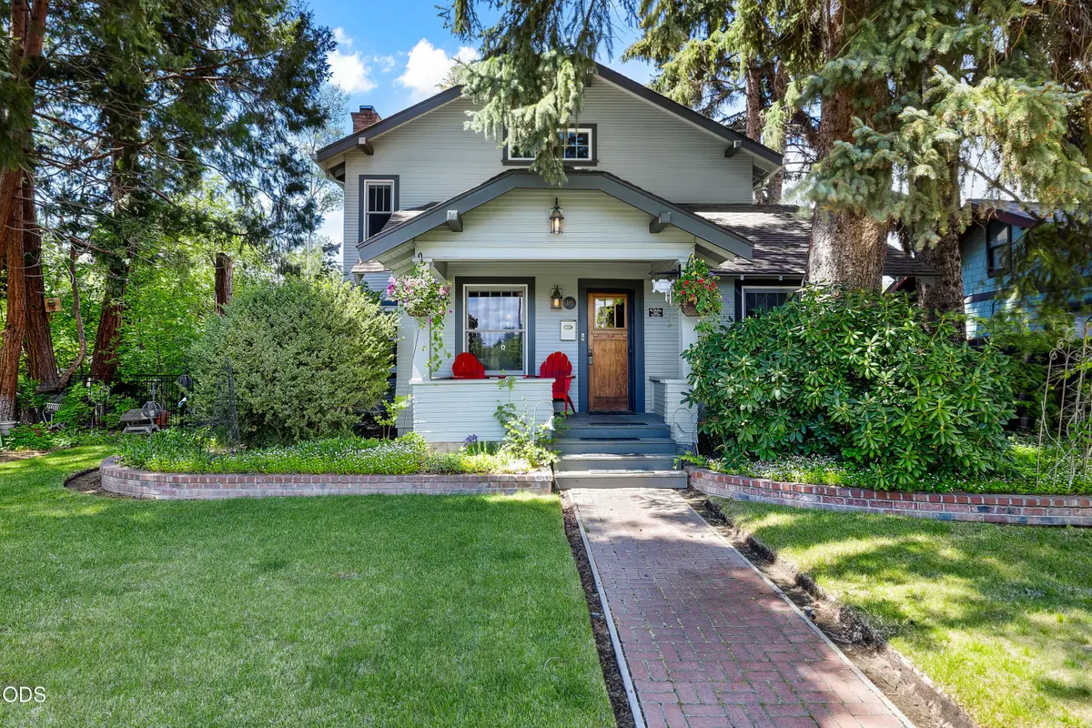 305 NW Columbia Street, Bend, OR 97703 - #1