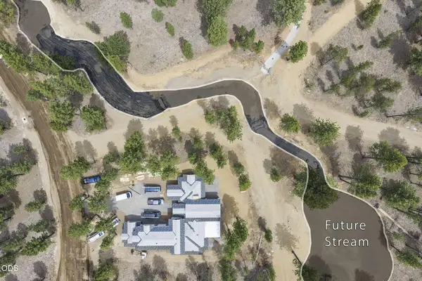 56593 Elk Run Drive #522, Bend, OR 97707
