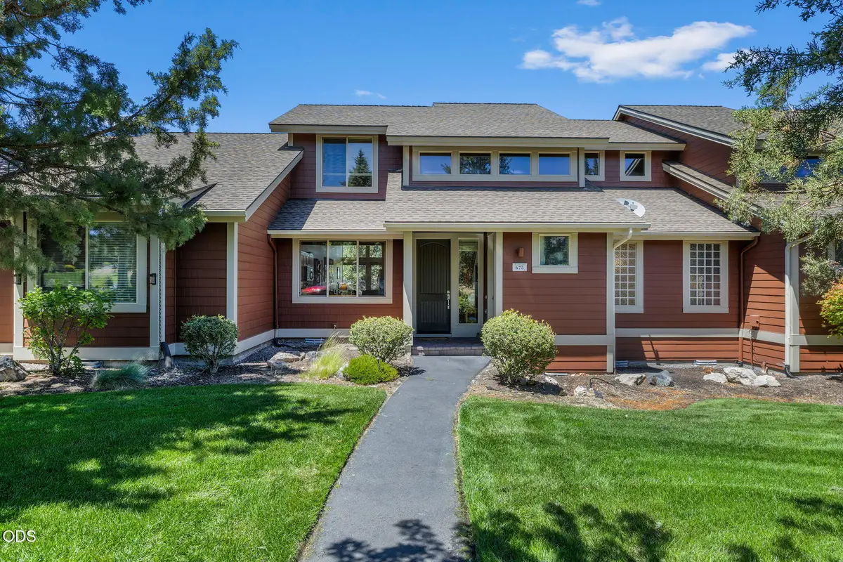 675 Sagebush Circle, Redmond, OR 97756 - #1