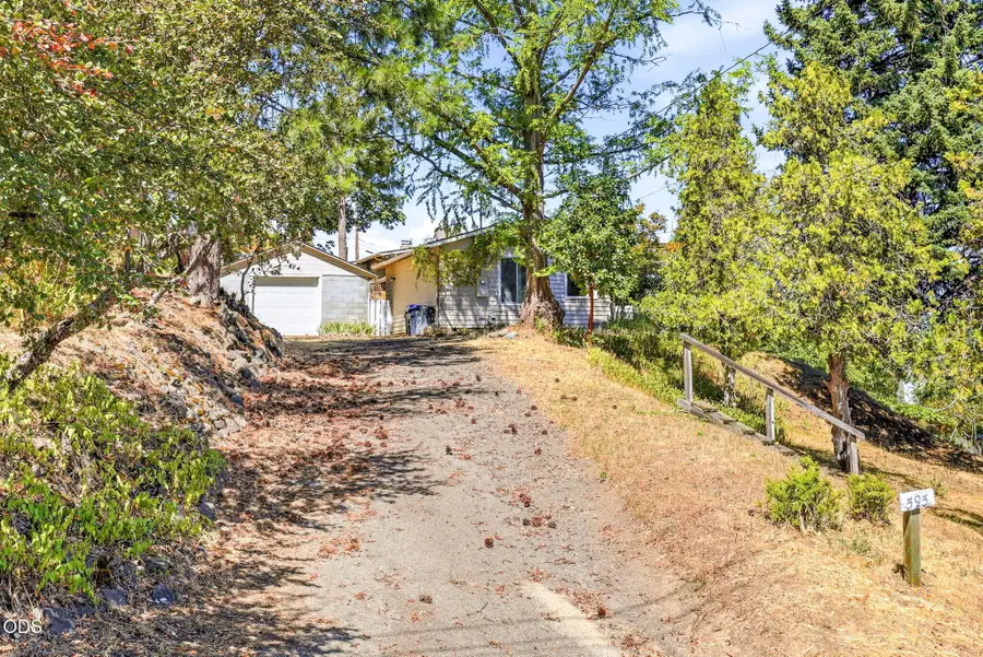 595 Monroe Street, Ashland, OR 97520 - #2