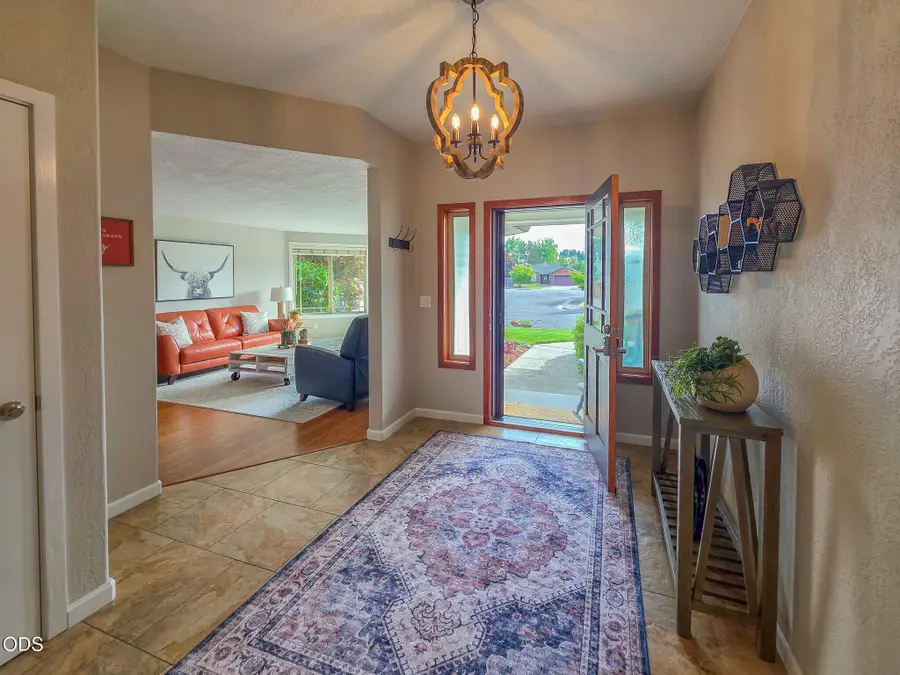 262 Summer Glen Way, Central Point, OR 97502 - #3