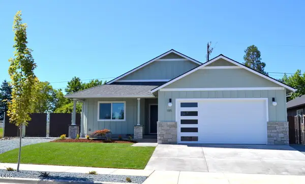 185 SW Rock Gulch Road, Grants Pass, OR 97527