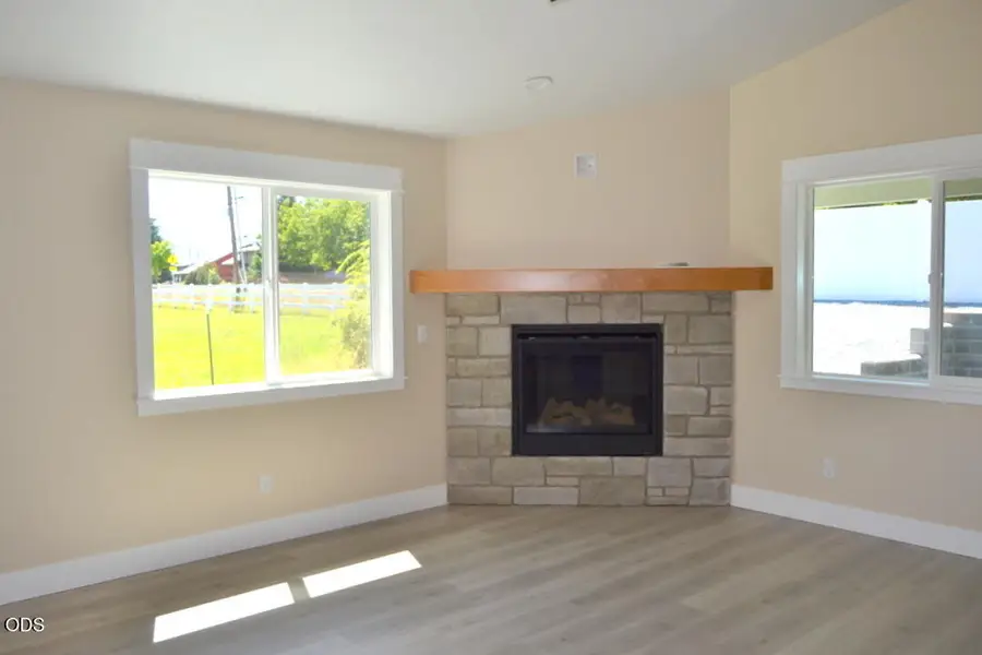 185 SW Rock Gulch Road, Grants Pass, OR 97527 - #3
