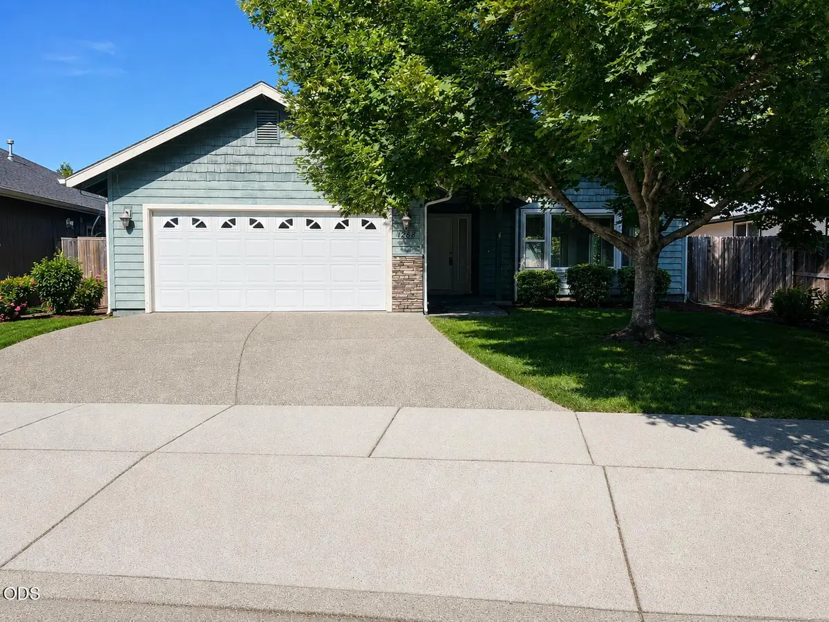 1288 SW Sturgeon Court, Grants Pass, OR 97527 - #1