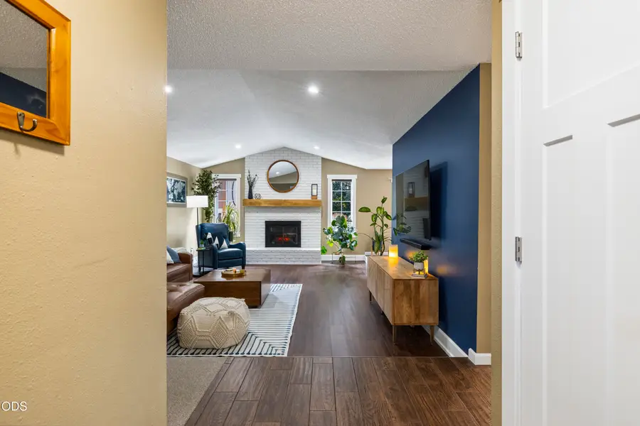 5444 Brentwood Drive, Klamath Falls, OR 97603 - #3