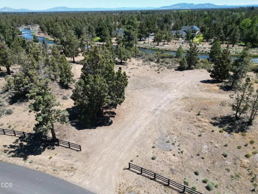 21195 Scottsdale Drive, Bend, OR 97701 - #2