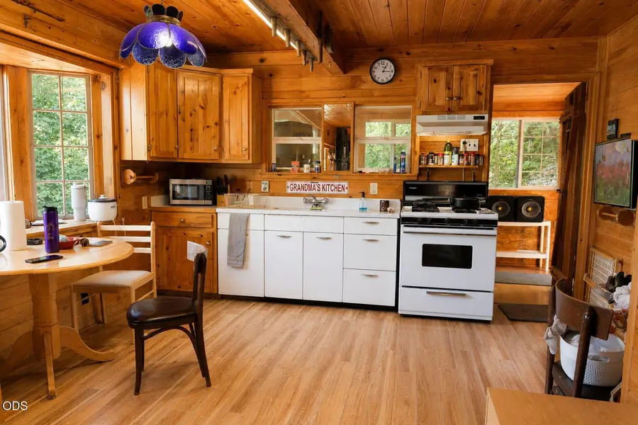 3727 Coyote Creek Road, Wolf Creek, OR 97497 - #3
