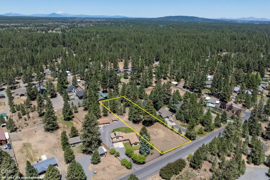 19580 Apache Road, Bend, OR 97702 - #2