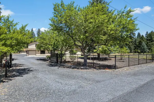 19572 Apache Road, Bend, OR 97702
