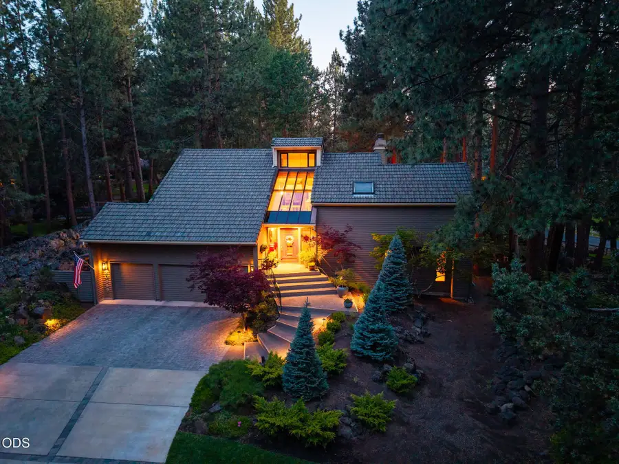 20369 Big Bear Court, Bend, OR 97702 - #2