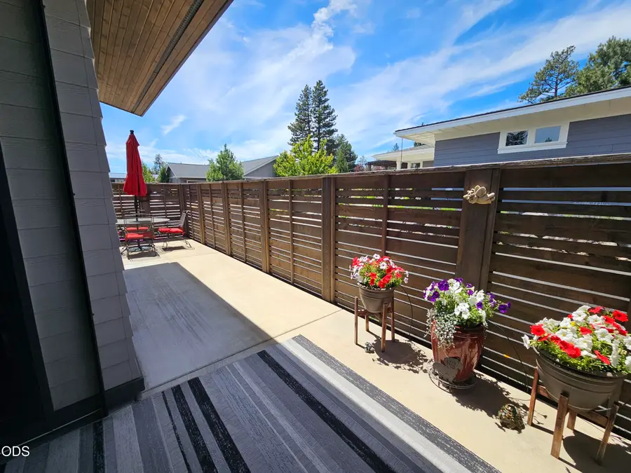304 W Clearpine, Sisters, OR 97759 - #3