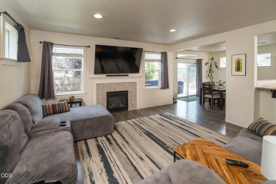 20348 Lois Way, Bend, OR 97702 - #3