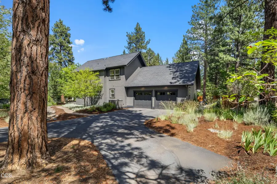 665 E Coyote Springs Road, Sisters, OR 97759 - #2