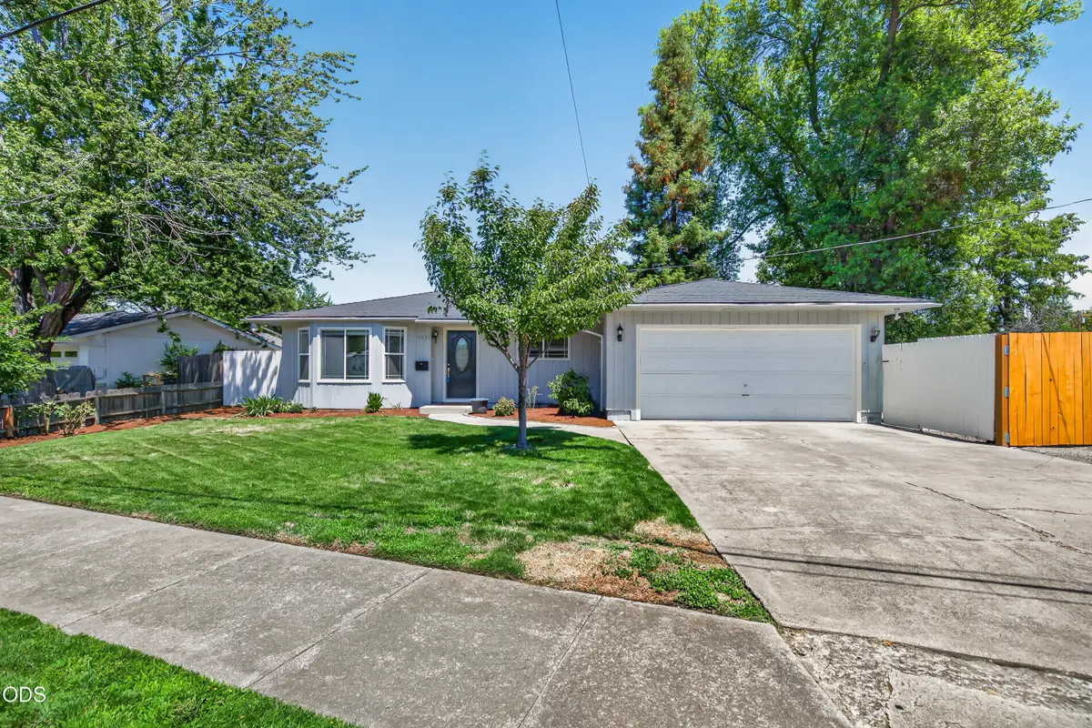 1521 Johnson Street, Medford, OR 97504 - #1