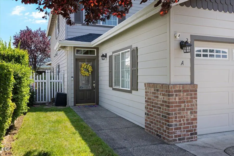 1508 Hollyhock Drive #A, Medford, OR 97504 - #3