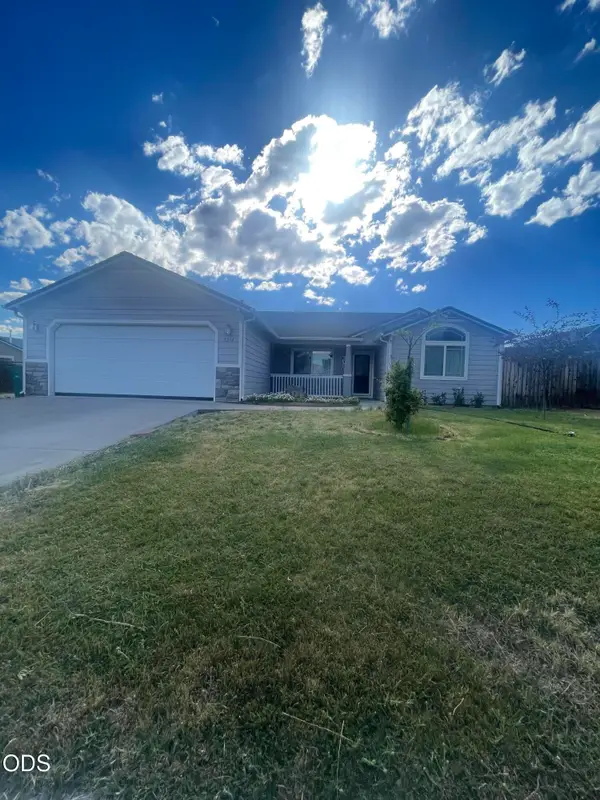 3254 Barnes Way, Klamath Falls, OR 97603