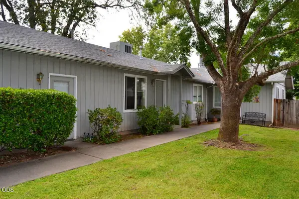 1636 Leonard Road #A & B, Grants Pass, OR 97527