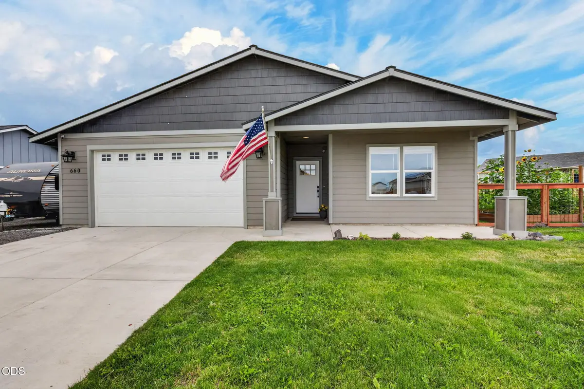 660 A Street, Culver, OR 97734 - #1