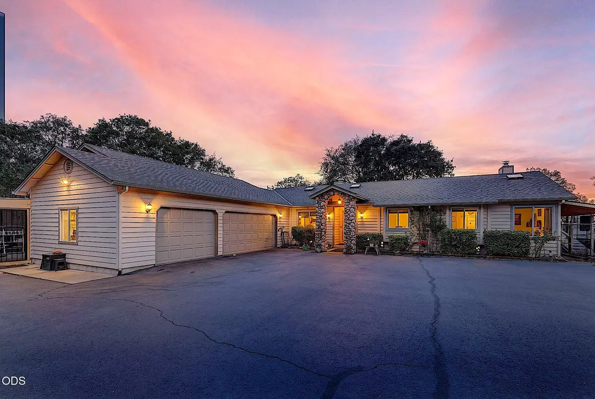 243 Castle Creek Road, Grants Pass, OR 97526 - #1