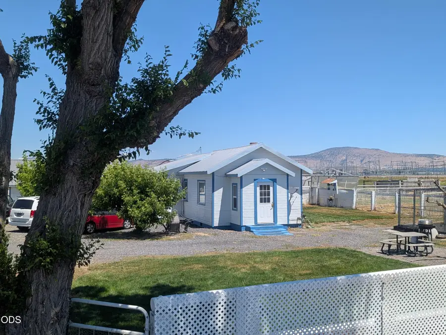 109 Miller Island Road, Klamath Falls, OR 97603 - #3
