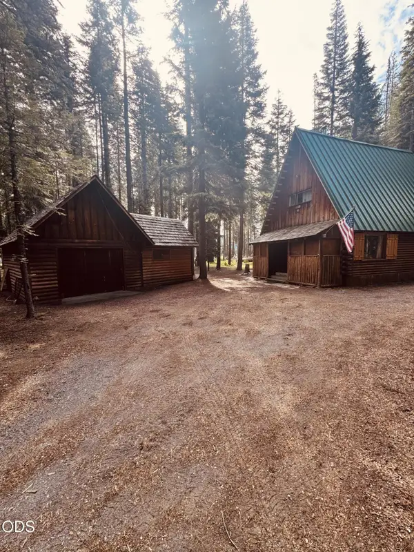 10 Diamond Lake Loop, Chemult, OR 97731