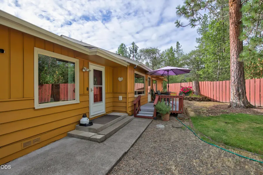 5164 Glen Echo Way, Central Point, OR 97502 - #2