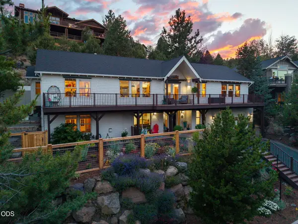 577 NW Greyhawk Avenue, Bend, OR 97703