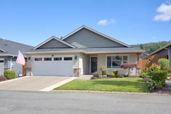 2036 SW Truman Way, Grants Pass, OR 97526
