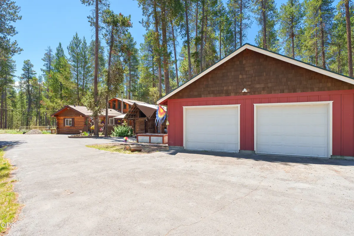 15715 Camino De Oro Avenue, La Pine, OR 97739 - #1