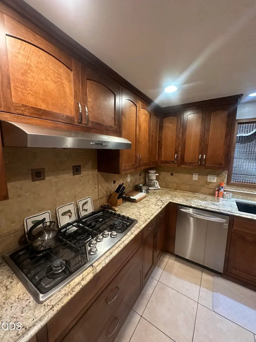 1711 Alcan Drive, Medford, OR 97504 - #3