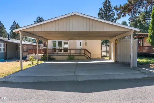 61000 Brosterhous Road #UNIT 552C, Bend, OR 97702