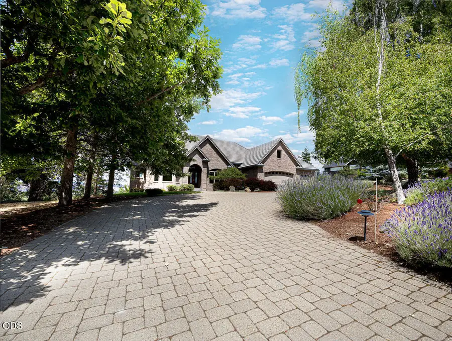11707 Kestrel Road, Klamath Falls, OR 97601 - #2