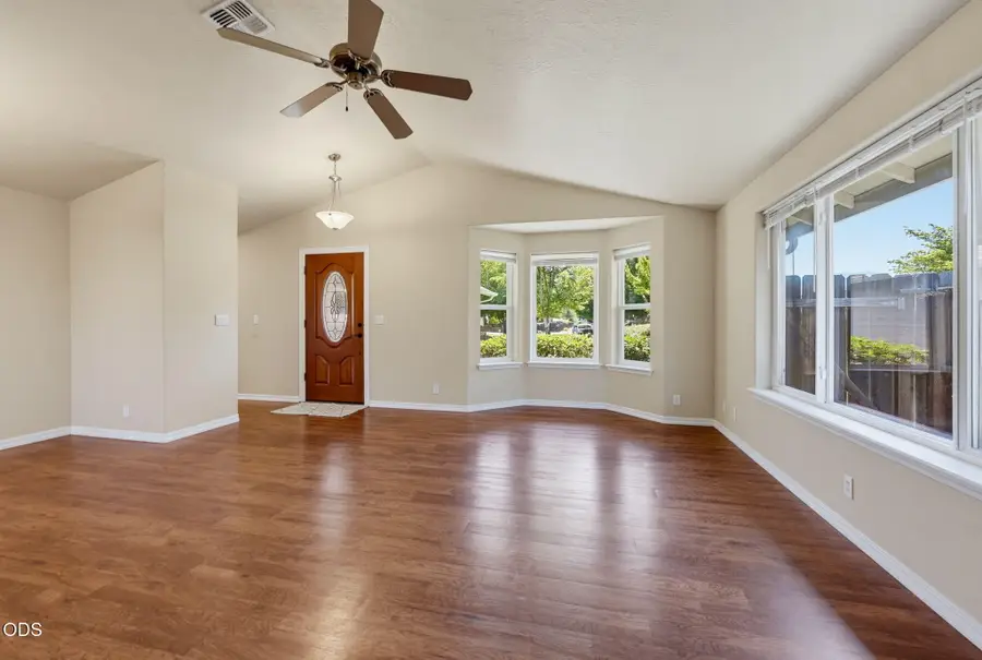2642 Esther Lane, Grants Pass, OR 97527 - #2