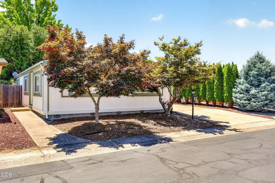 555 Freeman Space 191 Road #191, Central Point, OR 97502 - #2